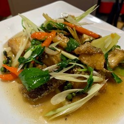 ผัดฉ่าปลากะพง