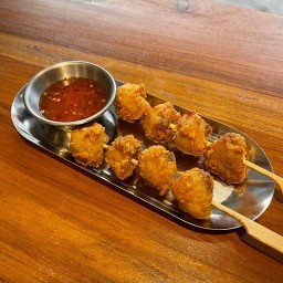 ตูดไก่ 2 ไม้