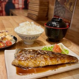 C02-ข้าวหน้าปลาซาบะย่างเทอริ