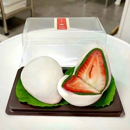 ไดฟูกุไซส์ M ลูกกลาง 2ลูก (สตอเบอร์รี่สด ประเทศ : เกาหลี)