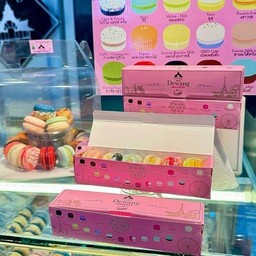 กล่องใหม่ !! ใส่มาการอง 6 ชิ้นขึ้นไป