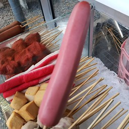 ฮอทดอกนม