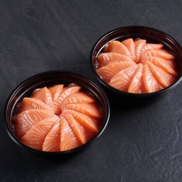 แซลมอนซาชิมิ (1,000 กรัม)