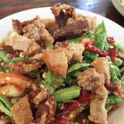 ตำถั่วหมูกรอบ