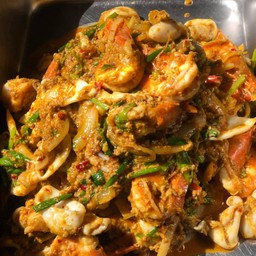 กุ้งผัดผงกระหรี่ (เป็นกับ)