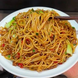 ผัดเส้นหมี่เซี่ยน 炒米线