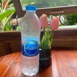 น้ำเปล่าคริสตัล ขนาด 600มิลิลิตร