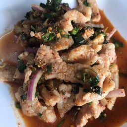 น้ำตกหมู