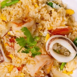 ข้าวผัดทะเล