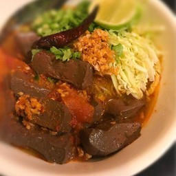 ขนมจีนน้ำเงี้ยว