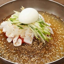 63. มุลแนงมย็อน บะหมี่เย็นน้ำ (Cold Buckwheat Noodles Soup)