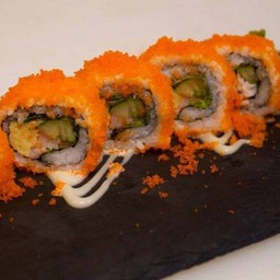 แคลิฟอเนียมากิ