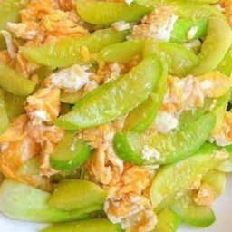 แตงกวาผัด(มีเฉพาะกับข้าวไม่มีข้าว)