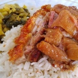 ข้าวขาหมู-หมูกรอบ(พิเศษ)
