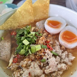 เกาเหลาต้มยำ ใส่ไข่