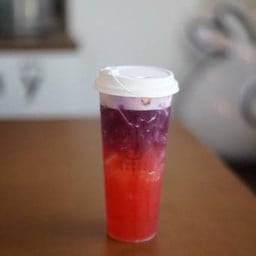 ชาเขียว สตรอเบอร์รี่ อัญชัน