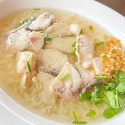 ข้าวต้มปลากระพง