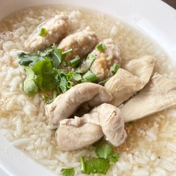 ข้าวต้มทรงเครื่อง