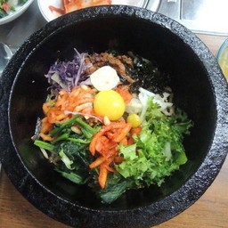 61. บิบิมบับหมู 돼지고기비빔밥 ข้าวยำเกาหลีหมู (Pork BiBimBab)