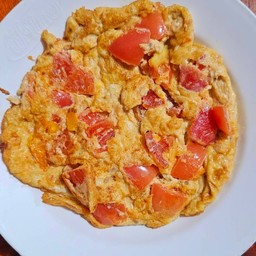 ข้าวไข่เจียวมะเขือเทศ