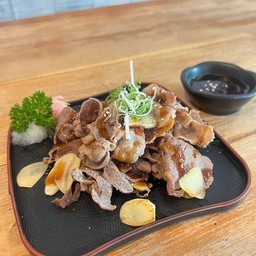 เนื้อใบพายย่างซอสดำ