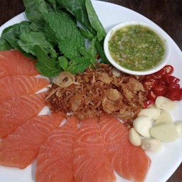 ชุดเมี่ยงแซลมอลแซ่บ 100 g