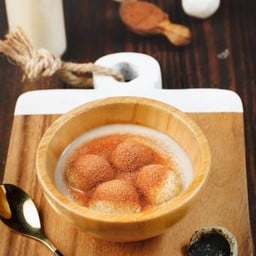 บัวลอยภูเขาไฟ (นมสด/น้ำเต้าหู้)