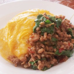 ข้าวกระเพรา+ไข่ข้น