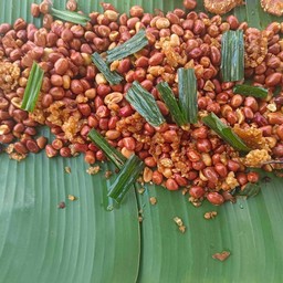 ถั่วลิสงทอด