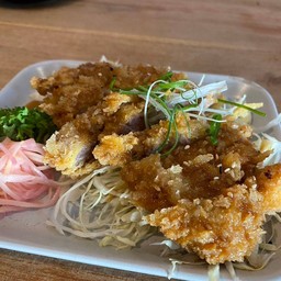 หมูทอดสไตล์ทงคัตซึ