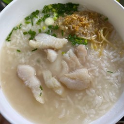 ข้าวต้มปลาดอลลี่