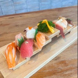 ดิบดี ซูชิเซ็ท เอ (A)