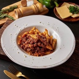 เพนเน่ซอสเนื้อ/Penne Beef Sauce