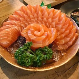 แซลมอน ซาซิมิ (L)