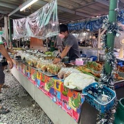 ข้าวแกงบางสาย ตลาดบางสาย