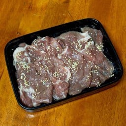 หมูหมัก หมูกระทะ ใหญ่ (คอนโด)