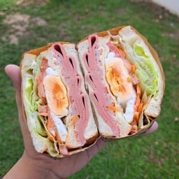 BBom Sandwich 🥪 ( แซนวิช ไข่กระทะ )