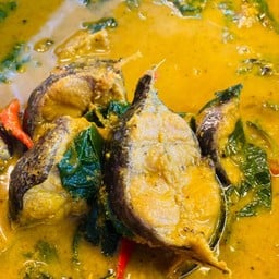 แกงคั่วพริกปลาดุกทะเล