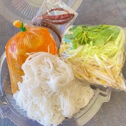 ขนมจีนน้ำยากะทิ