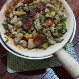 ข้าวอบเผือกกุนเชียง(s)
