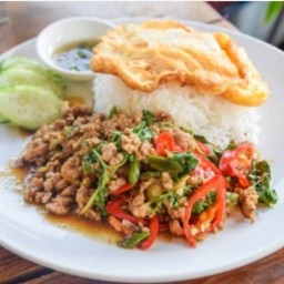 ครัวบ้านมารวย 155/11 ตลาดล่าง13