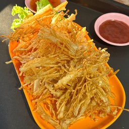 เห็ดเข็มทองชุบแป้งทอด