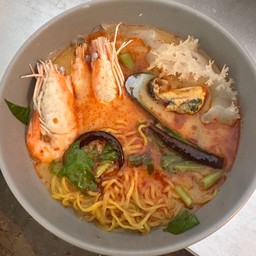 ก๋วยเตี๋ยวต้มยำกุ้ง