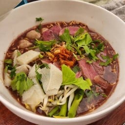BANNOK(บ้านนอก) ก๋วยเตี๋ยวผักสด