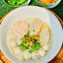 ก๋วยเตี๋ยวรสเด็ด สูตรโบราณ จากน้องเต้าหู้
