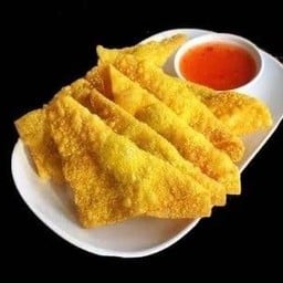 เกี้ยวกุ้งทอดกรอบ