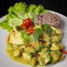 ผัดเขียวหวานแห้งไก่