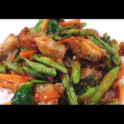 ผัดพริกแกง (เป็นกับข้าว)