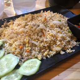 ข้าวผัดหมู (ใหญ่)