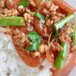 ข้าวกระเพรากุนเชียง